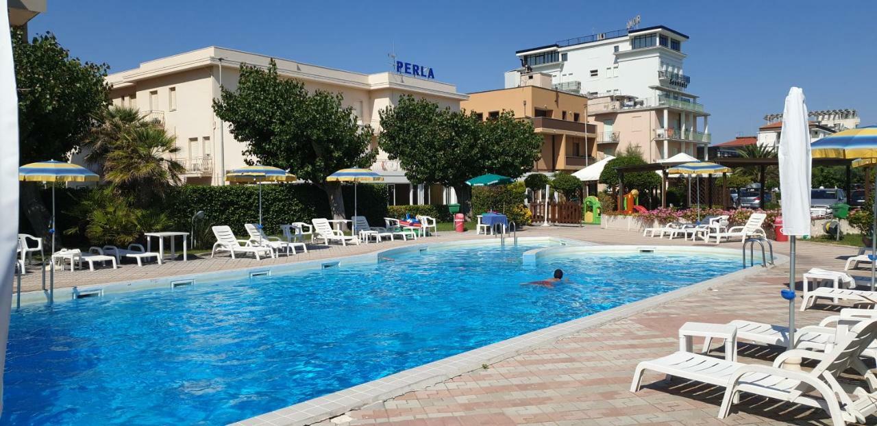 Hotel Perla 세니갈리아 외부 사진